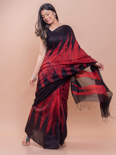 Elegant Bengal Handwoven Matka Silk Shibori Saree - Black & Red