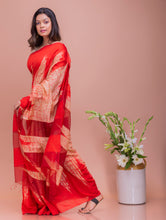 Load image into Gallery viewer, Elegant Bengal Handwoven Matka Silk Shibori Saree - Red &amp; White