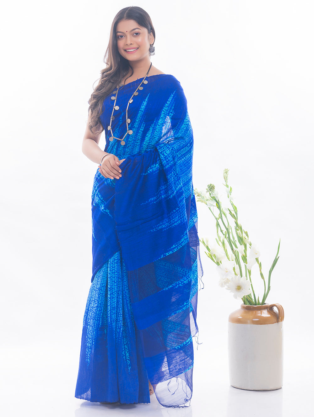 Elegant Bengal Handwoven Matka Silk Shibori Saree - Royal Blue