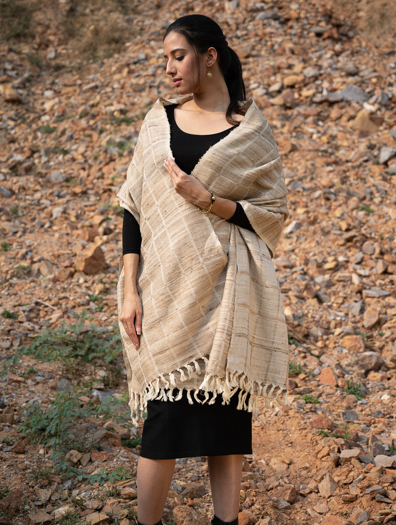 Elegant Warmth. Handwoven Wool Shawl - Checks