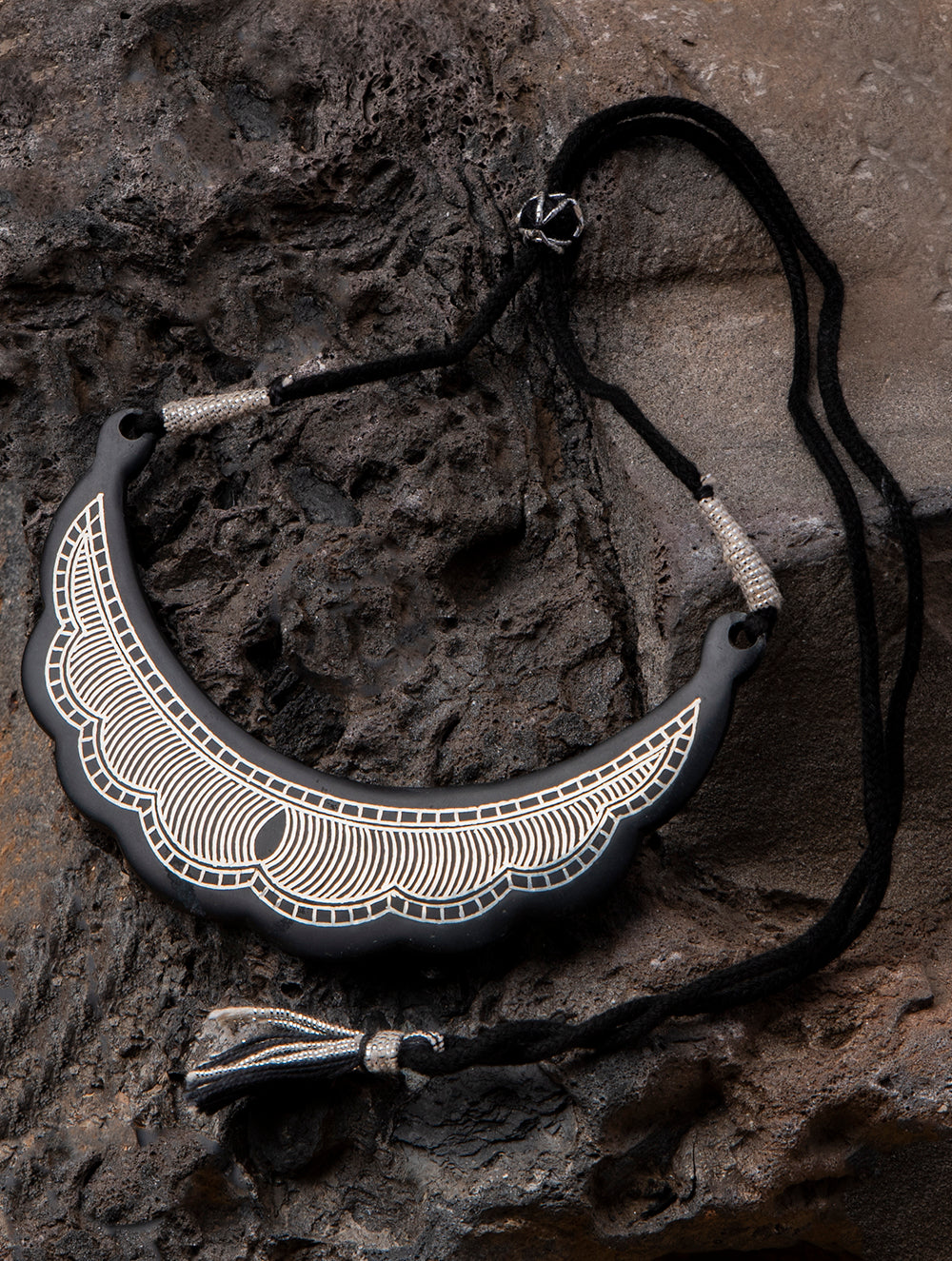 Load image into Gallery viewer, Exclusive Bidri Craft Choker With Pure Silver Inlay - Filigree Petals