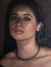 Load image into Gallery viewer, Exclusive Bidri Craft Choker With Pure Silver Inlay - Ornate Feathers