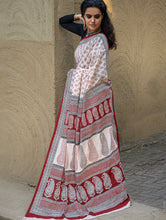 Load image into Gallery viewer, Exclusive Bagh Hand Block Printed Cotton Saree - Beige Floral