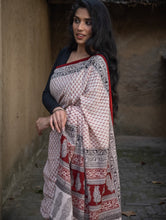 Load image into Gallery viewer, Exclusive Bagh Hand Block Printed Cotton Saree - Floral Buds