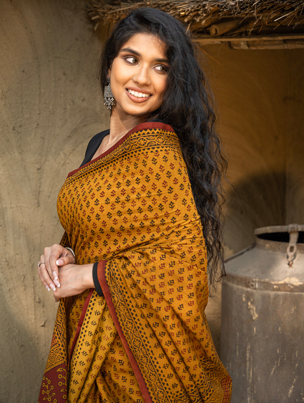 Load image into Gallery viewer, Exclusive Bagh Hand Block Printed Cotton Saree - Floret Medley