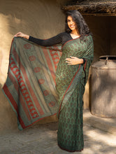 Load image into Gallery viewer, Exclusive Bagh Hand Block Printed Cotton Saree - Paisleys 