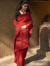 Load image into Gallery viewer, Exclusive Bagh Hand Block Printed Cotton Saree - Red Paisley