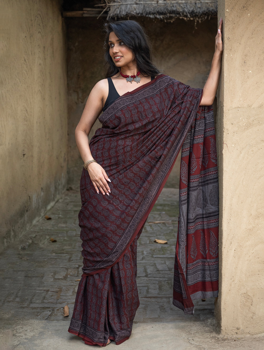 Load image into Gallery viewer, Exclusive Bagh Hand Block Printed Cotton Saree - Royal Paisley