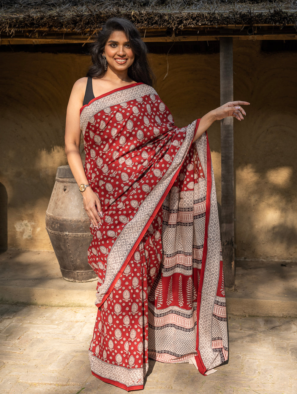 Load image into Gallery viewer, Exclusive Bagh Hand Block Printed Cotton Saree -  Floral Appeal