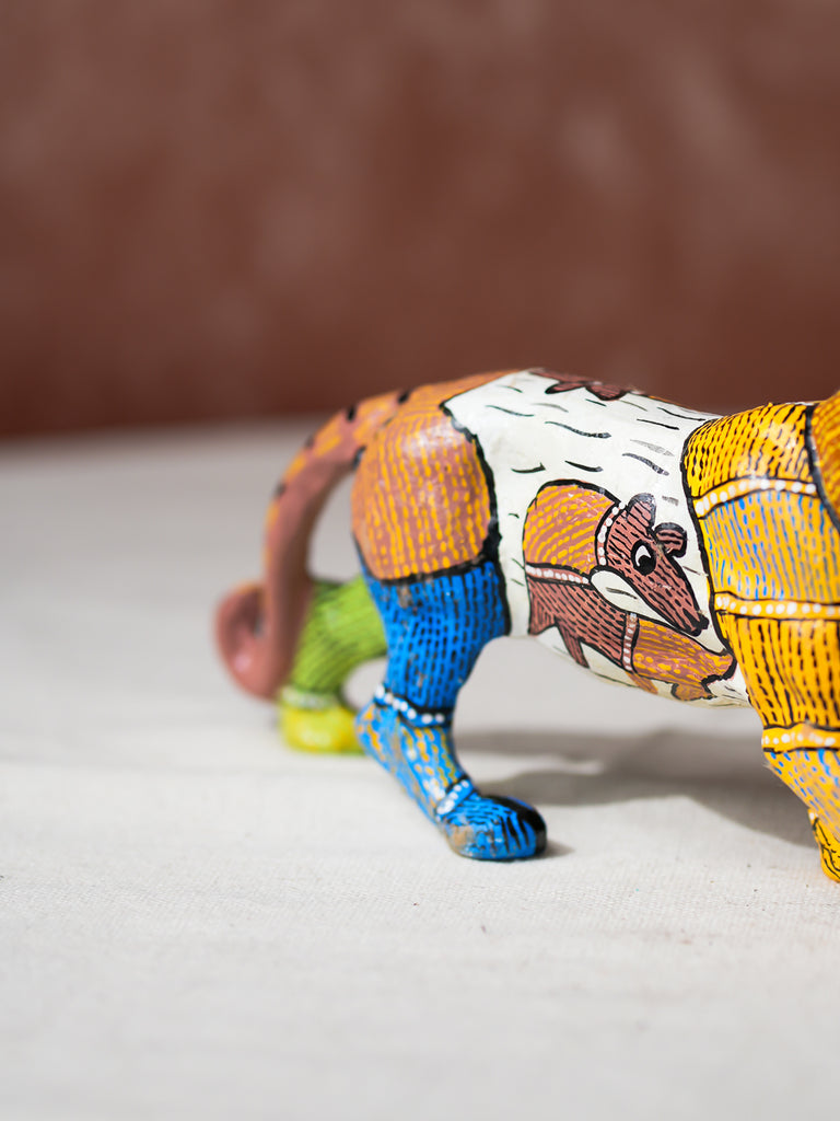 Exclusive Gond Art Tiger Curio - Forest