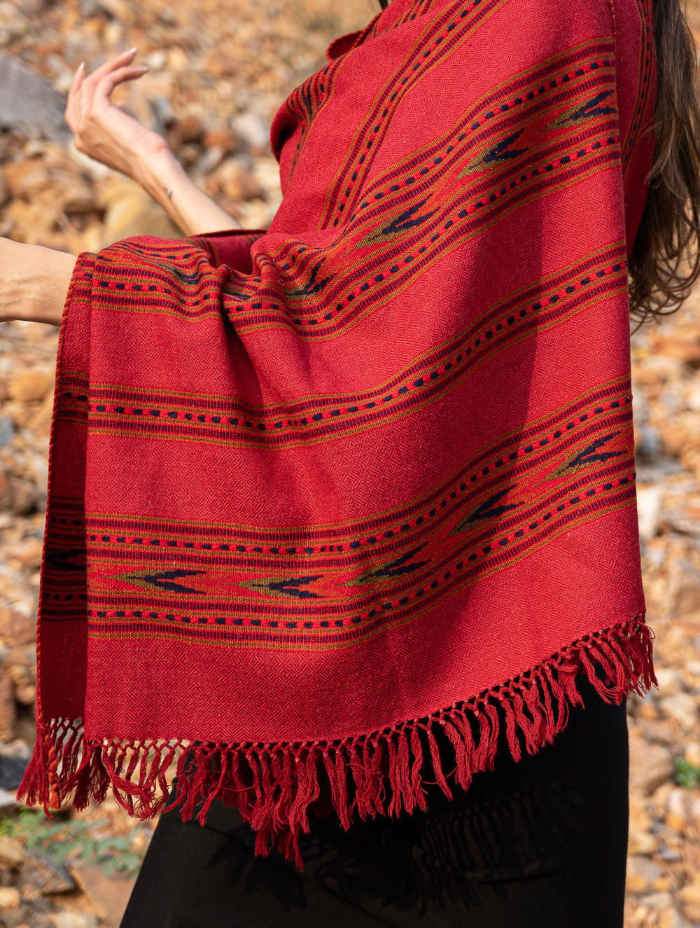 Load image into Gallery viewer, Exclusive Soft Himachal Wool Stole - 6 Border Weave
