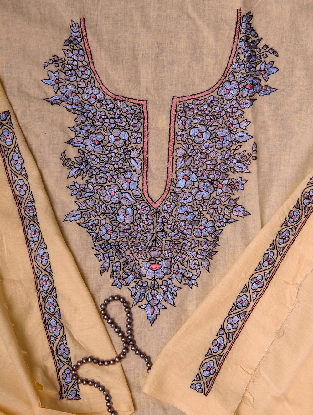 QAZMI Women's Cotton Embroidered Short Kurti (Aari Work) White-Blue (XS) :  Amazon.in: Fashion