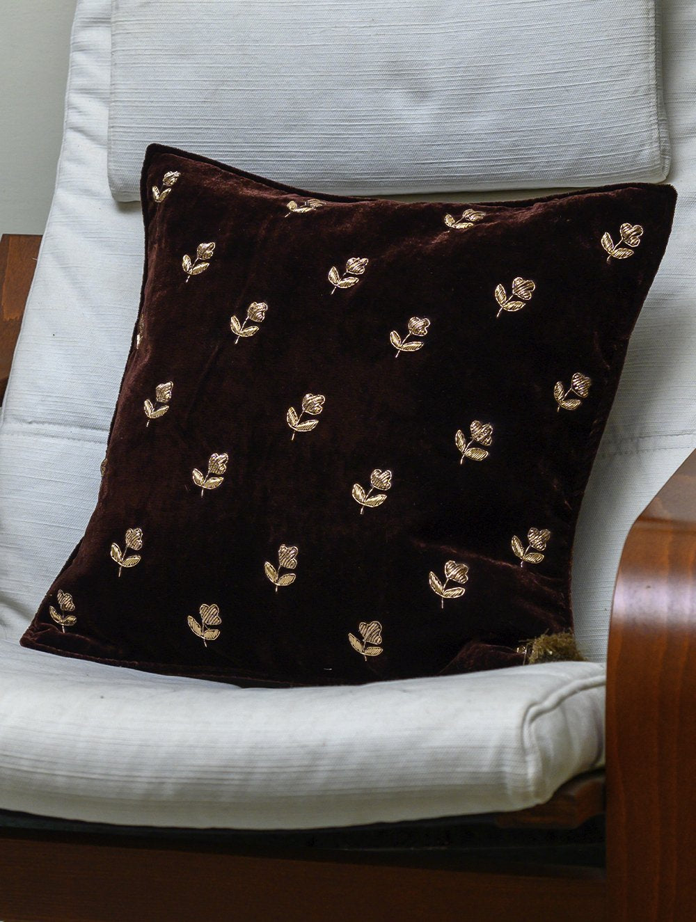 Load image into Gallery viewer, Exquisite Resham Zardozi Hand Embroidered Velvet Cushion Cover - Bud (Piece)