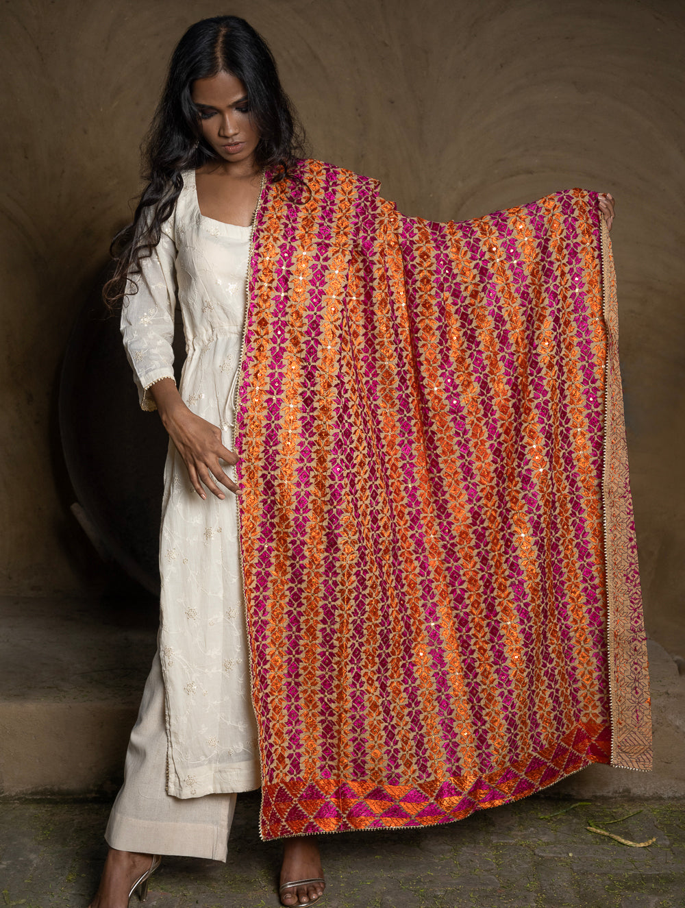 Load image into Gallery viewer, Exquisite &amp; Intricate Hand Embroidered Phulkari Dupatta - Vibrant Stars
