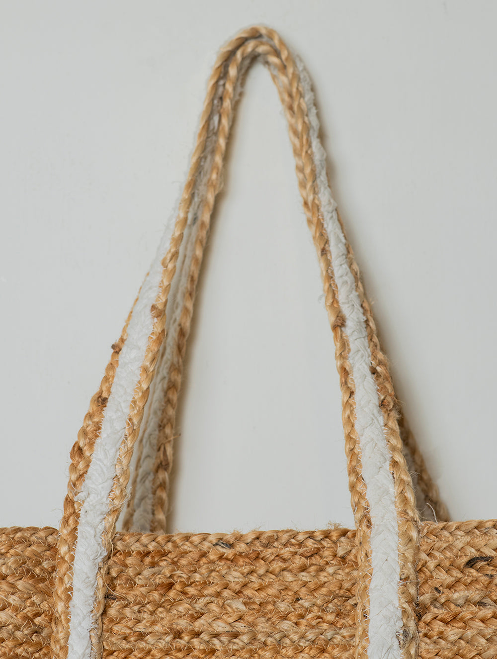 Load image into Gallery viewer, Extra Large Jute Travel Tote Bag  With Fabric Trimmings - White