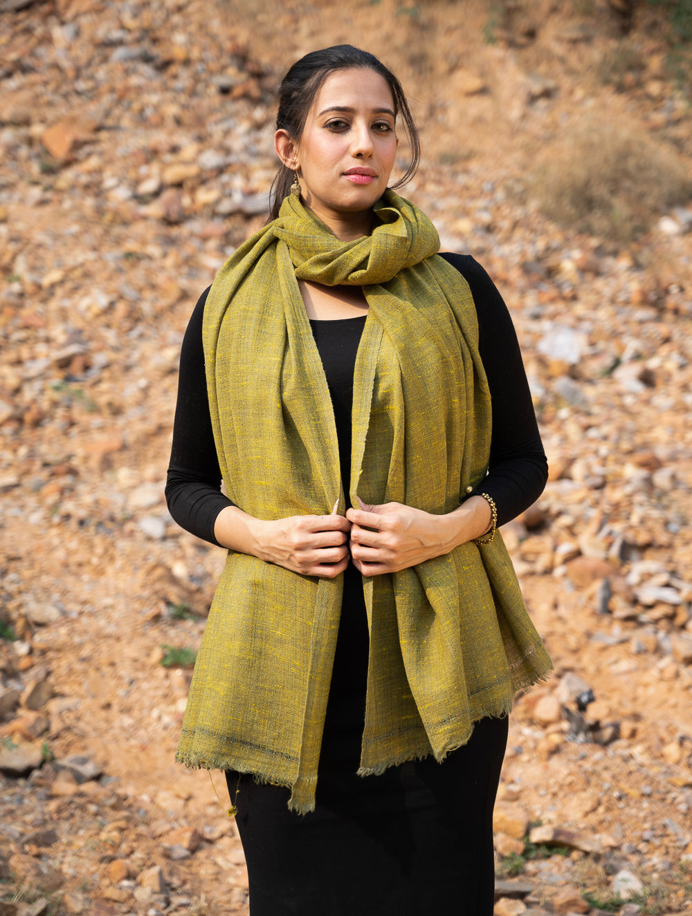 Load image into Gallery viewer, Fine, Soft Himachal Wool Plain Shawl - Pale Green