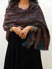 Load image into Gallery viewer, Fine, Soft Kashmiri Kani Pattern Wool Stole - The India Craft House 