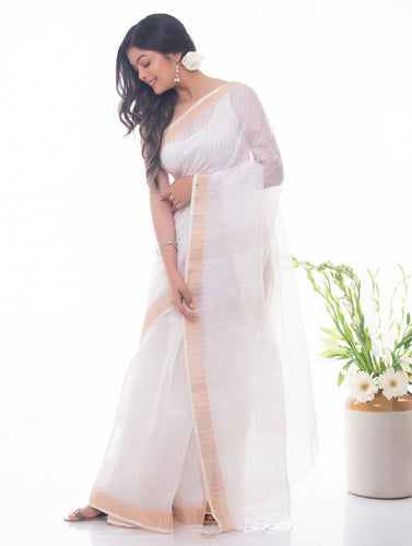 Flowing & Graceful. Soft Handwoven Bengal Linen Checked Saree - White & Gold