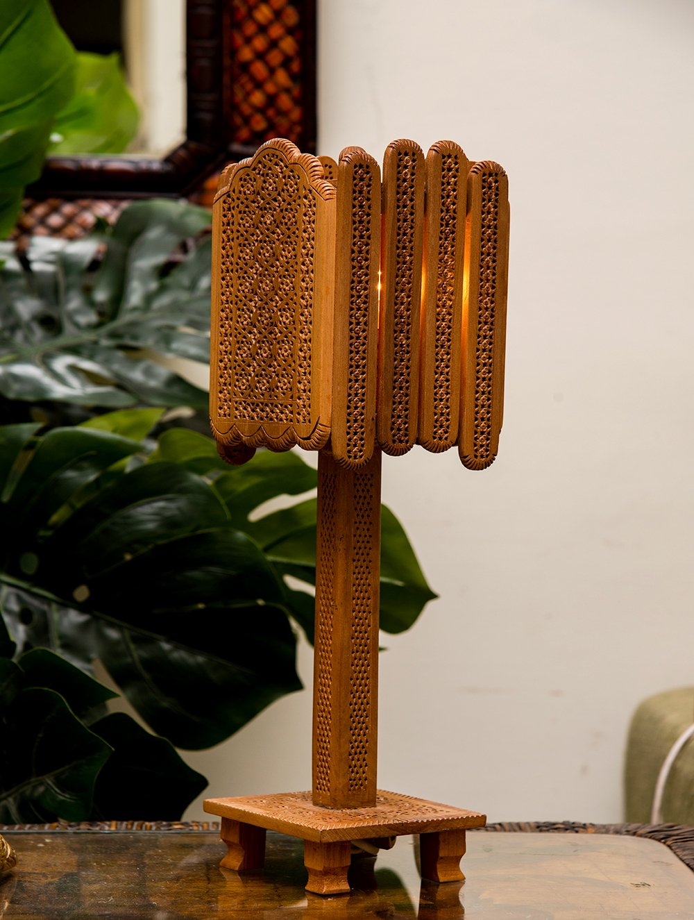 Handcrafted Jaaliwork Wooden Lamp (Large)