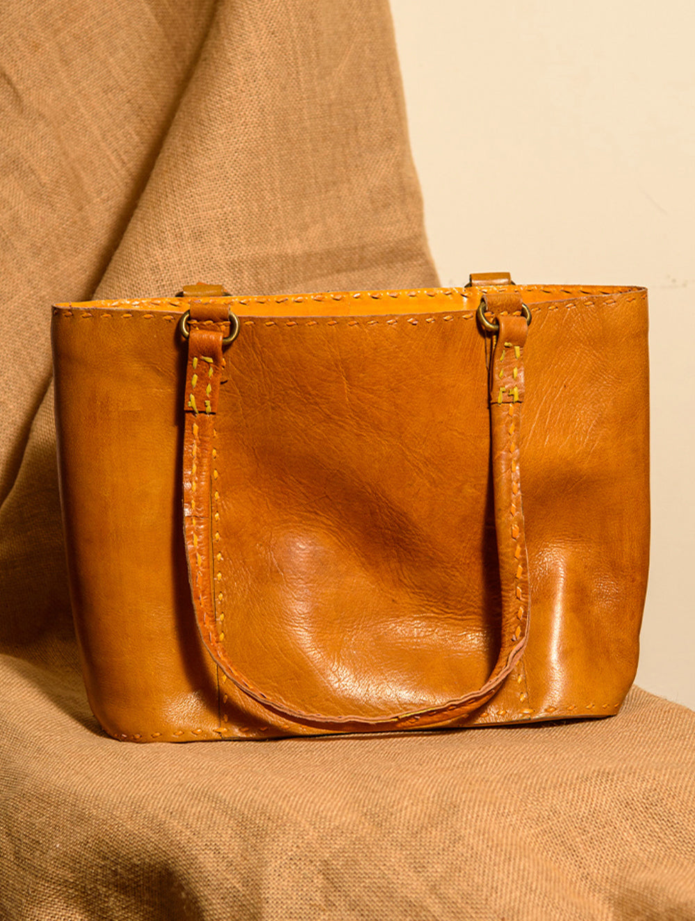 Load image into Gallery viewer, Handcrafted Jawaja Leather Tote Bag with Front Pocket