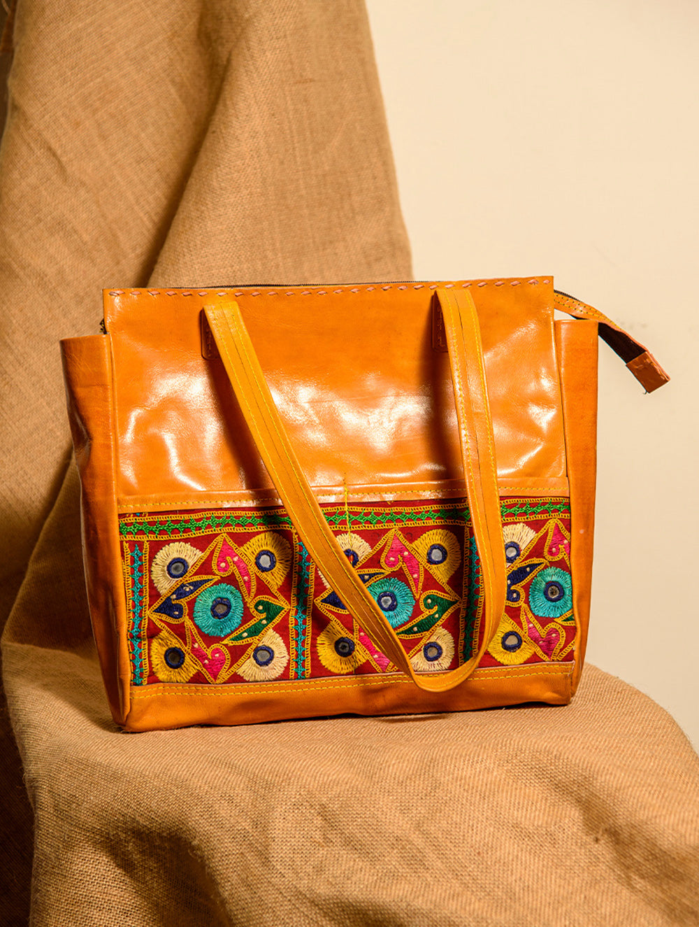 Load image into Gallery viewer, Handcrafted Jawaja Leather Tote Bag with Patchwork