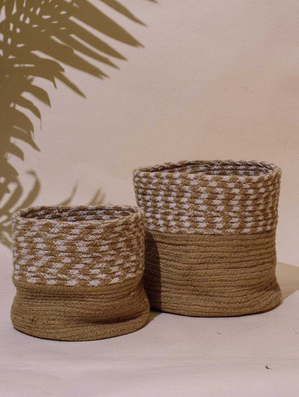 Handcrafted Sabai Grass Planter - Natural Beige & White (Set of 2) (Medium, Large)