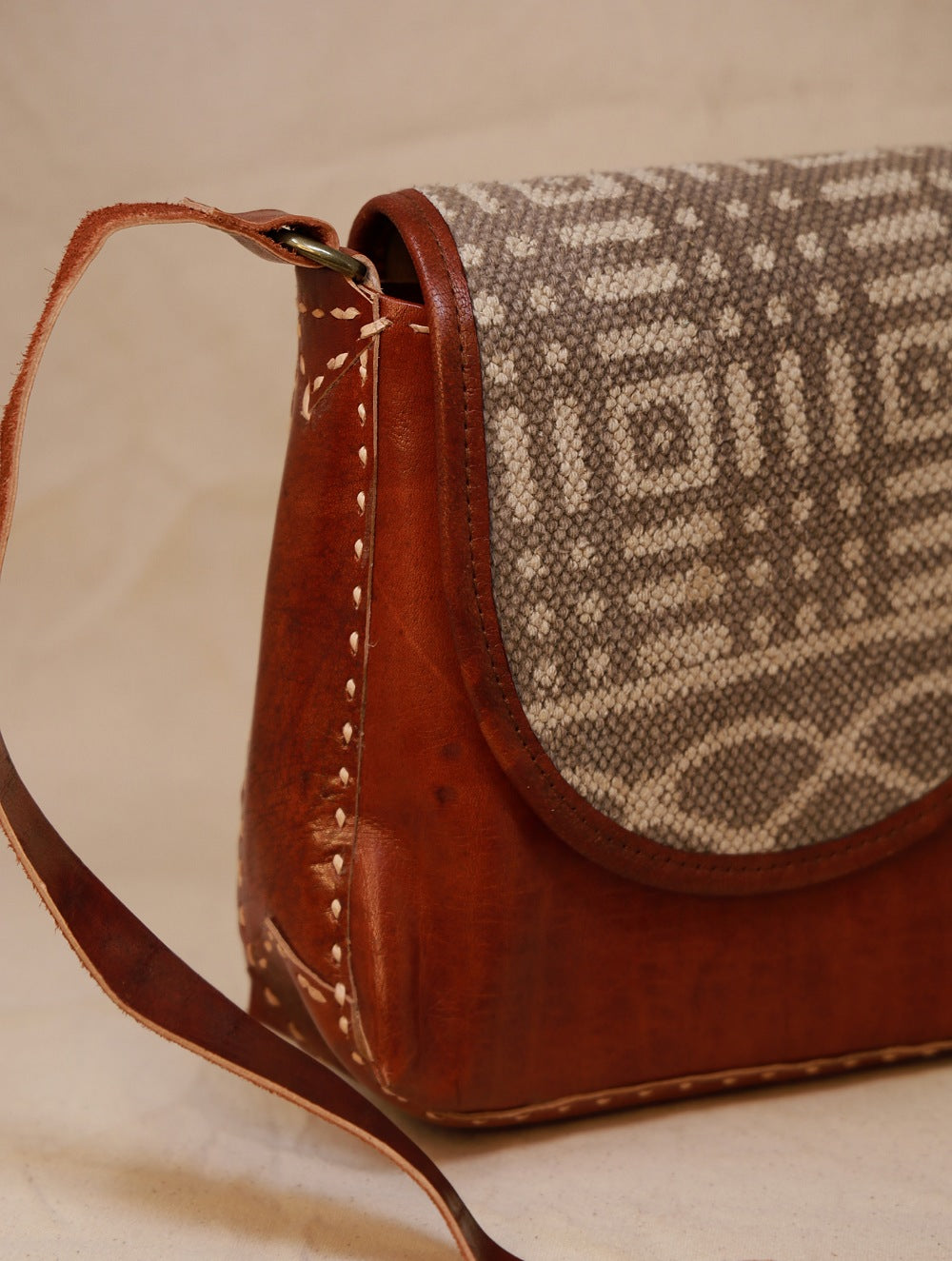 Load image into Gallery viewer, Handcrafted Jawaja Leather Sling Bag with Rug Patch - Brown &amp; Grey