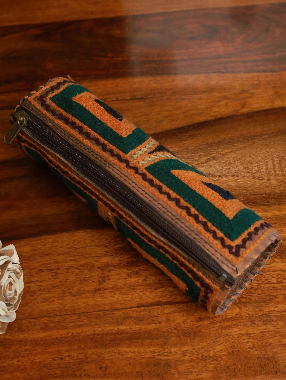Load image into Gallery viewer, Handcrafted Jawaja Leather &amp; Crewel Work Pouch - Abstract