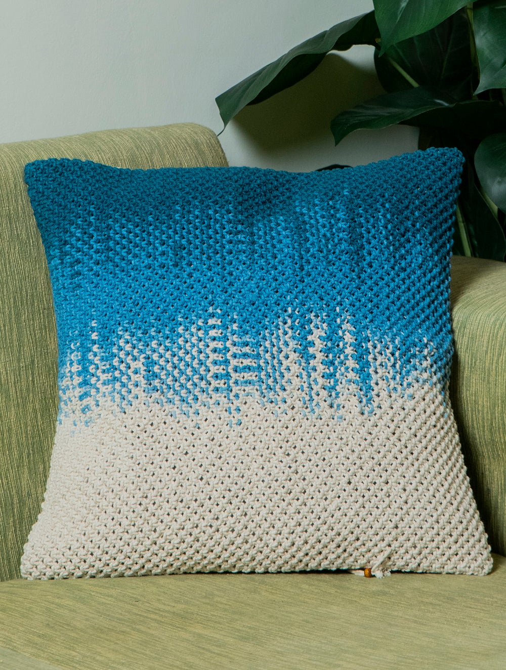 Load image into Gallery viewer, Handknotted Macramé Cushion Cover- 16 x 16, Ombre - Ocean Blue