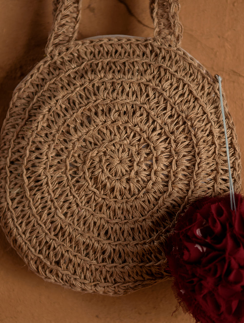 Load image into Gallery viewer, Hand knotted Macrame Round Hand Bag - Beige