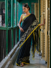 Load image into Gallery viewer, Handwoven Elegance. Exclusive Linen Jamdani Saree - Black Beauty