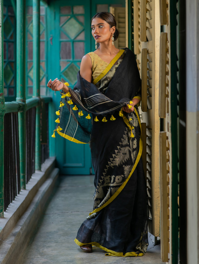 Handwoven Elegance. Exclusive Linen Jamdani Saree - Black Beauty