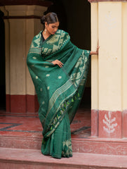 Handwoven Elegance. Exclusive Linen Jamdani Saree - Emerald Beauty