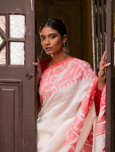 Load image into Gallery viewer, Handwoven Elegance. Exclusive Linen Jamdani Saree - Red &amp; Cream