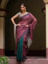 Load image into Gallery viewer, Handwoven Elegance. Exclusive Linen Patli  Saree - Ocean Tones