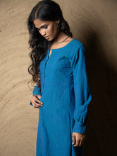 Load image into Gallery viewer, Handwoven Elegance. Kashida Pattu Cotton Top &amp; Wrap Skirt Set - Blue Vibe