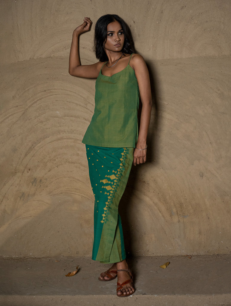 Handwoven Elegance. Kashida Pattu Cotton Wrap Skirt & Top Set - Green & Lime