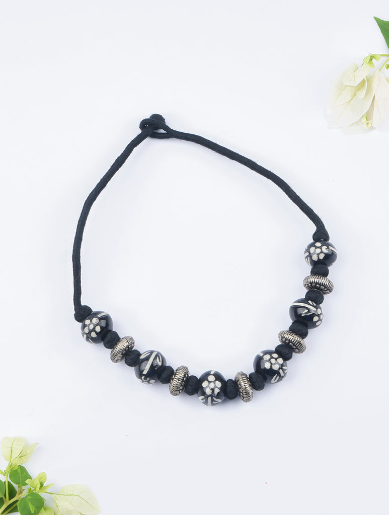 Jaipur Ceramic Beads & Metal Neckpiece - Black & White