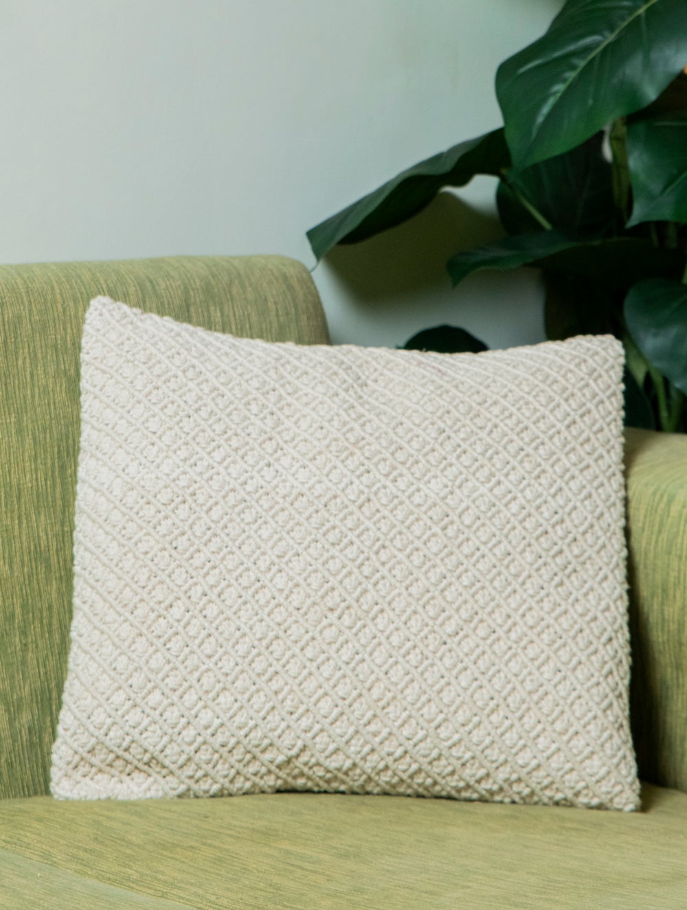 Load image into Gallery viewer, Jewel Handknotted Macramé Cushion Covers 16 x 16 - Ivory