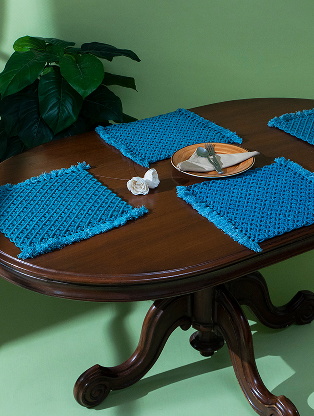 Load image into Gallery viewer, Jewel Handknotted Macramé Table Mats - Teal Blue (Set of 4)
