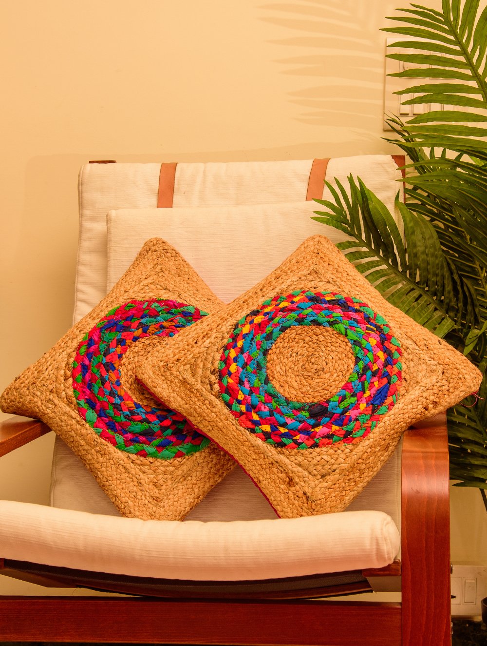 Load image into Gallery viewer, Jute Cushion Covers - Circle (Set of 2)