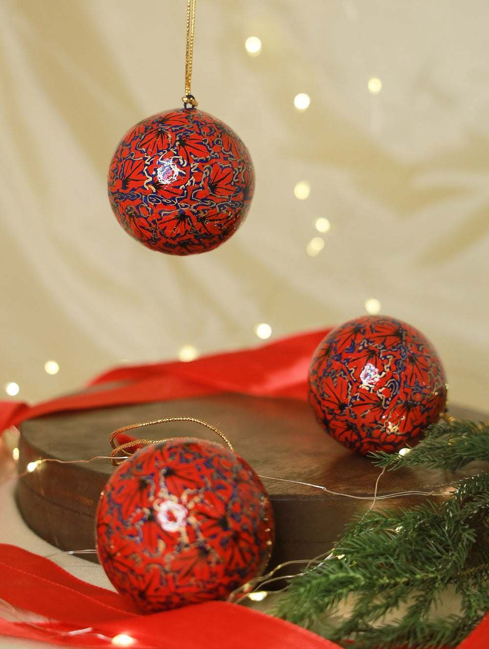 Load image into Gallery viewer, Kashmiri Art Xmas Decorations - Set of 3 Baubles