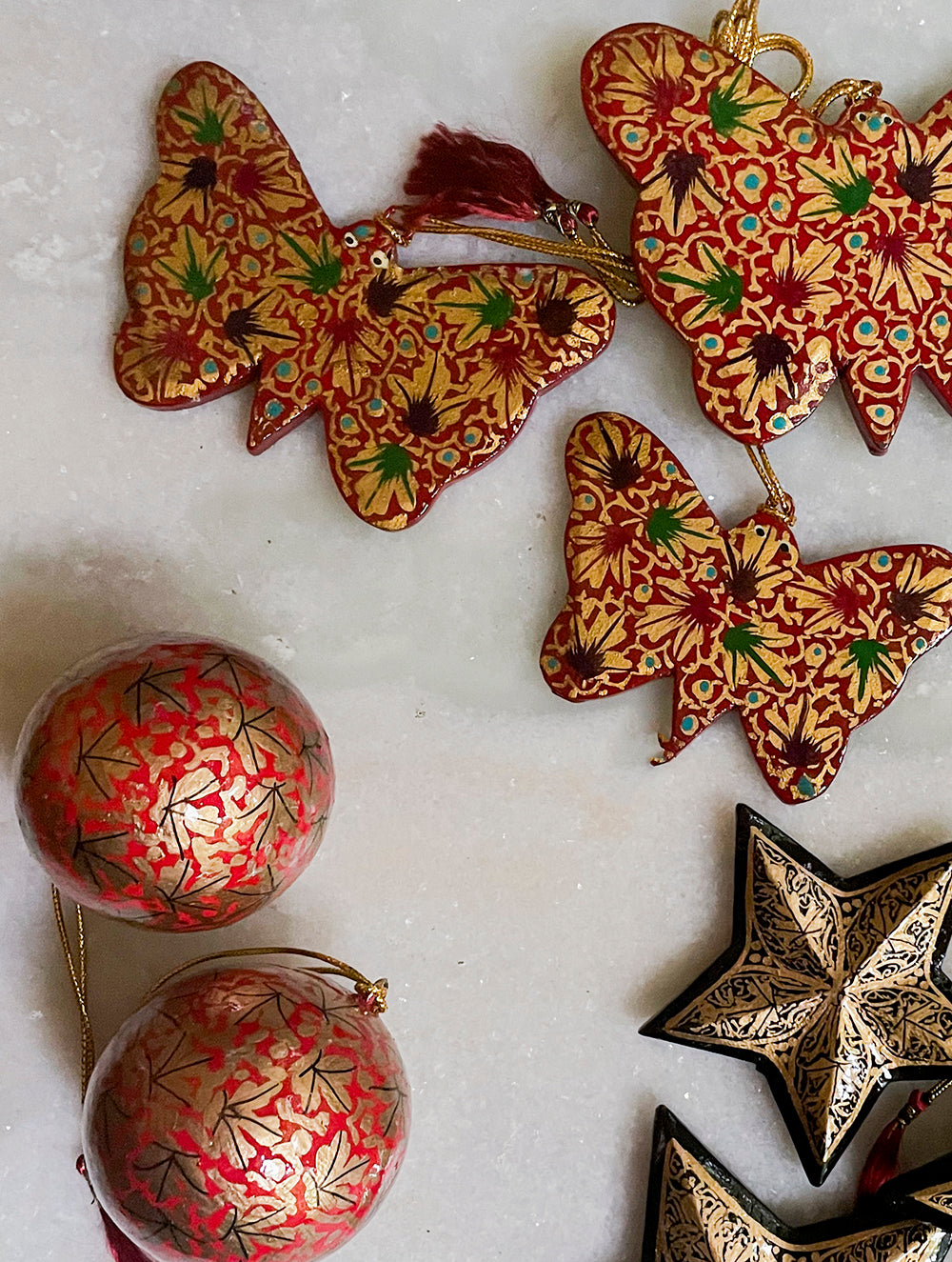 Load image into Gallery viewer, Kashmiri Art Xmas Decorations - Set of 8 (3 Stars, 3 Butterflies, 2 Baubles)