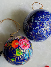 Load image into Gallery viewer, Kashmiri Art Xmas Decorations - Set of 8 (3 Stars, 3 Moons, 2 Baubles)
