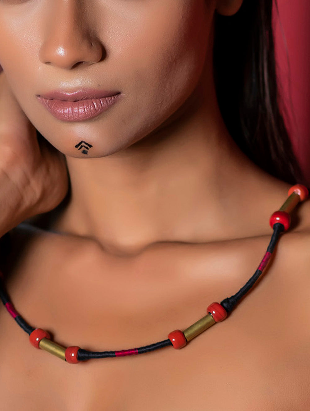 Load image into Gallery viewer, Lambani Tribal Neckpiece - Long Beads &amp; Thread Accent