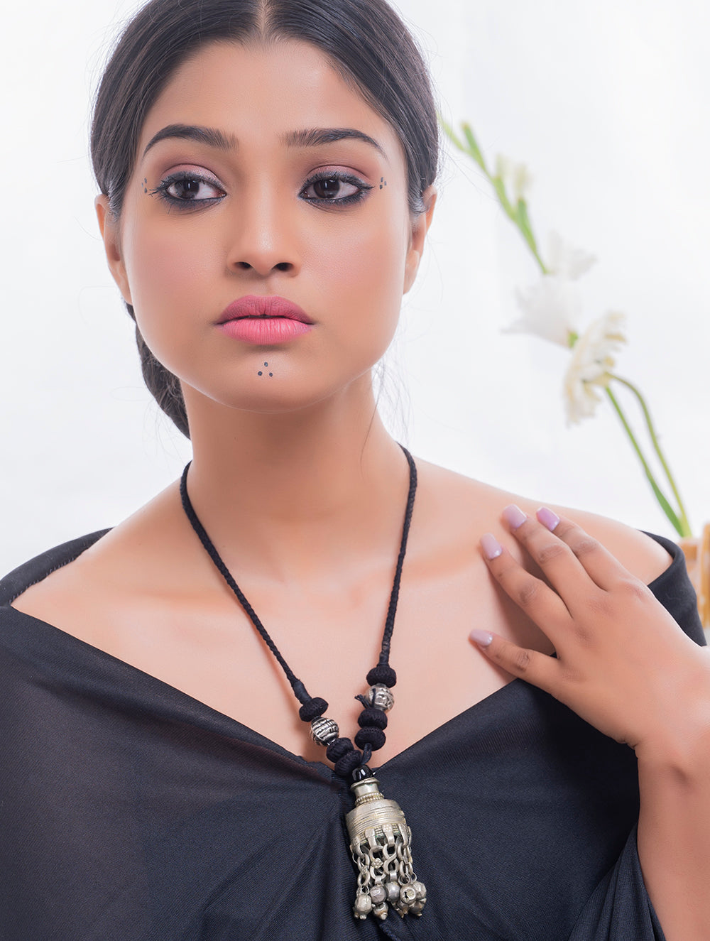Lambani Tribal Neckpiece - Black Topli