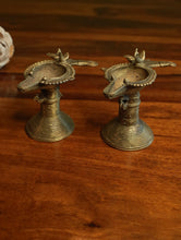 Load image into Gallery viewer, Ornate Brass Oil Lamps