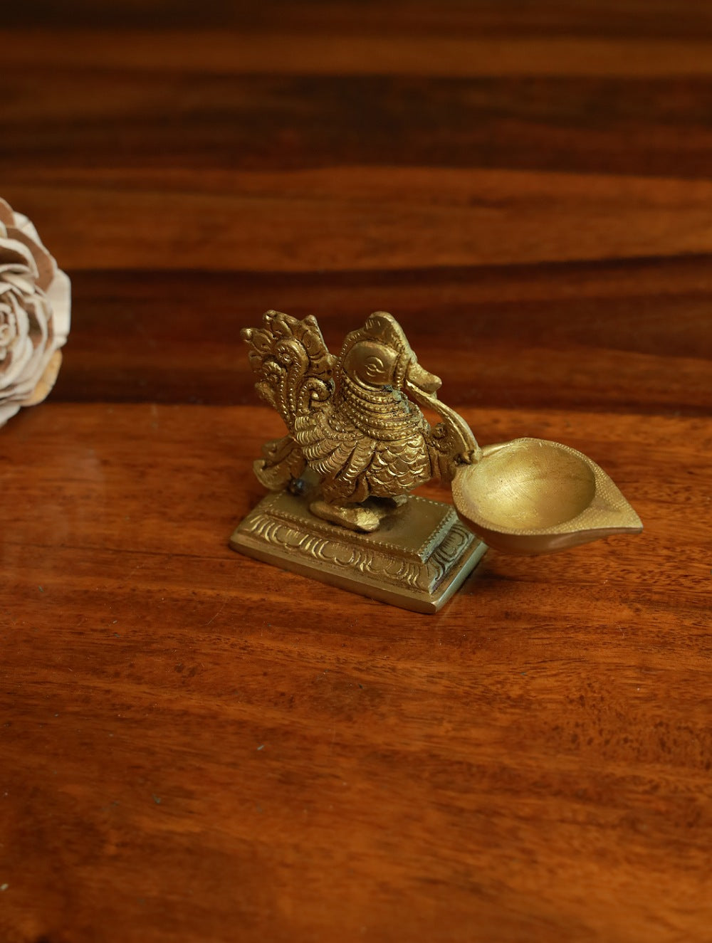 Load image into Gallery viewer, Ornate Brass Parrot Diya