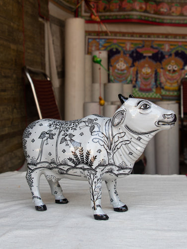 Pattachitra Art Curio - Cow - The India Craft House 