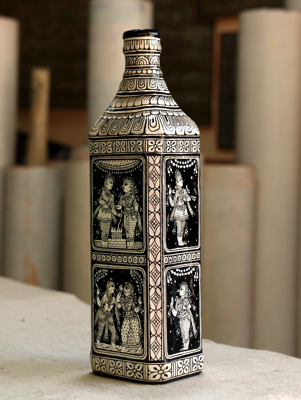 Load image into Gallery viewer, Pattachitra Art  Curio - Glass Bottle - The India Craft House 